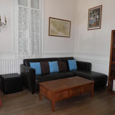 Jolie Maison 